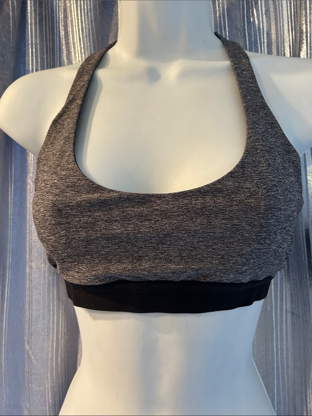 LULULEMON Athletica Sports Bra Size 6